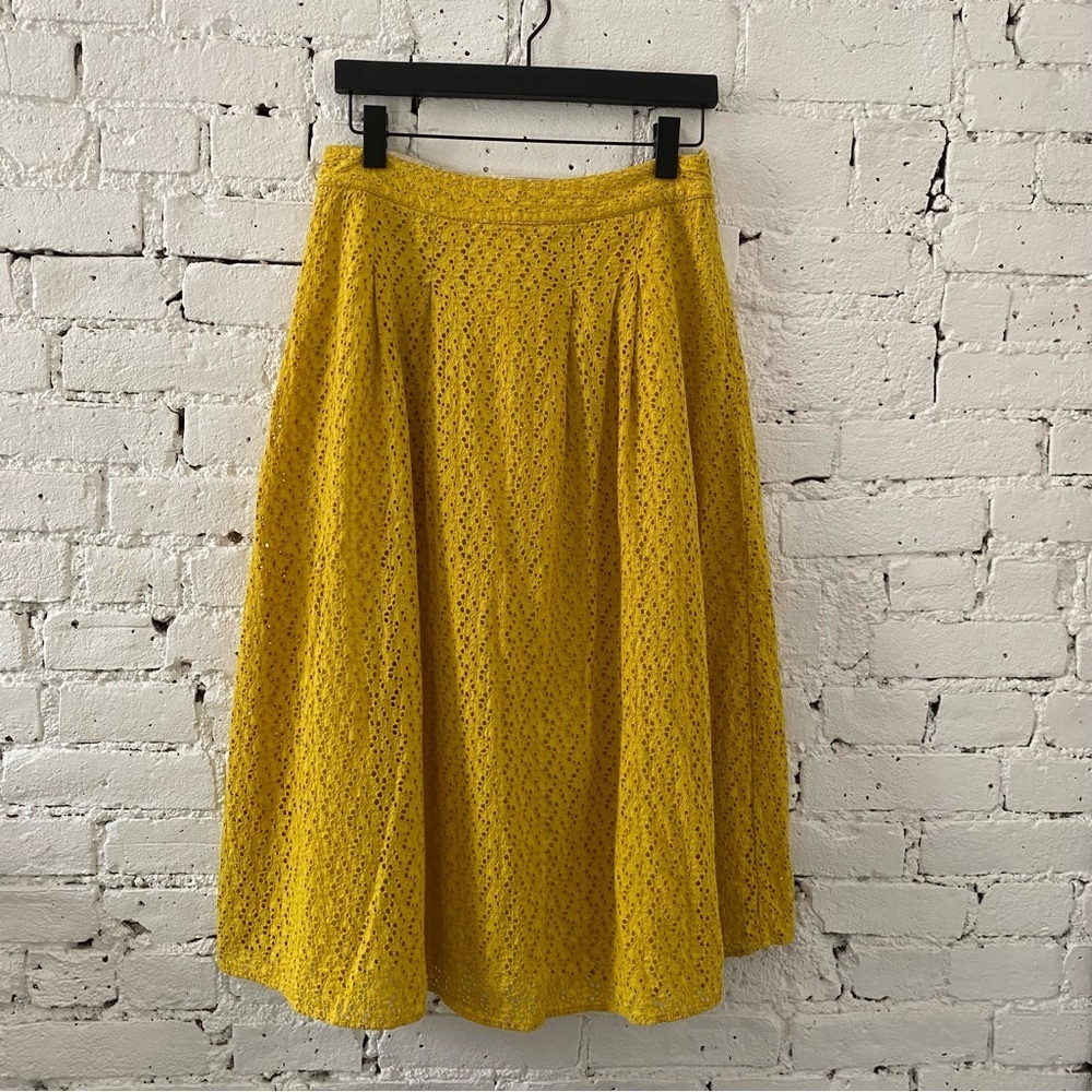 Boden cotton eyelet a-line skirt, size 6L